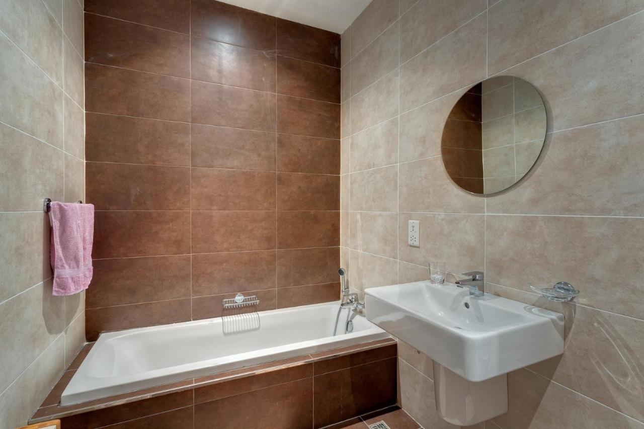Modern Apartment In The Best Location, Perfect For Families Sliema Buitenkant foto